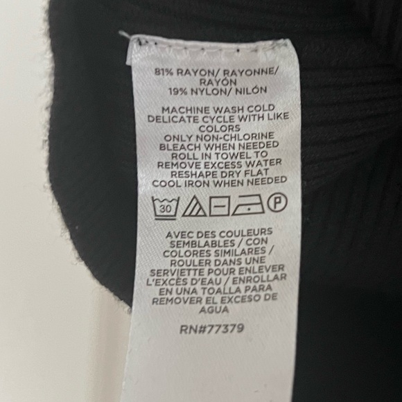 Ann Taylor Factory Ribbed Knit Top Sz M - Picture 3 of 4